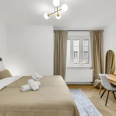 Quiet On Dunajská - Up To 6 Guests Bratislava