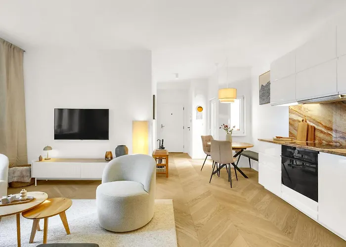 Quiet On Dunajska - Up To 6 Guests Apartment